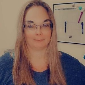 Meet your Posher, Stacy